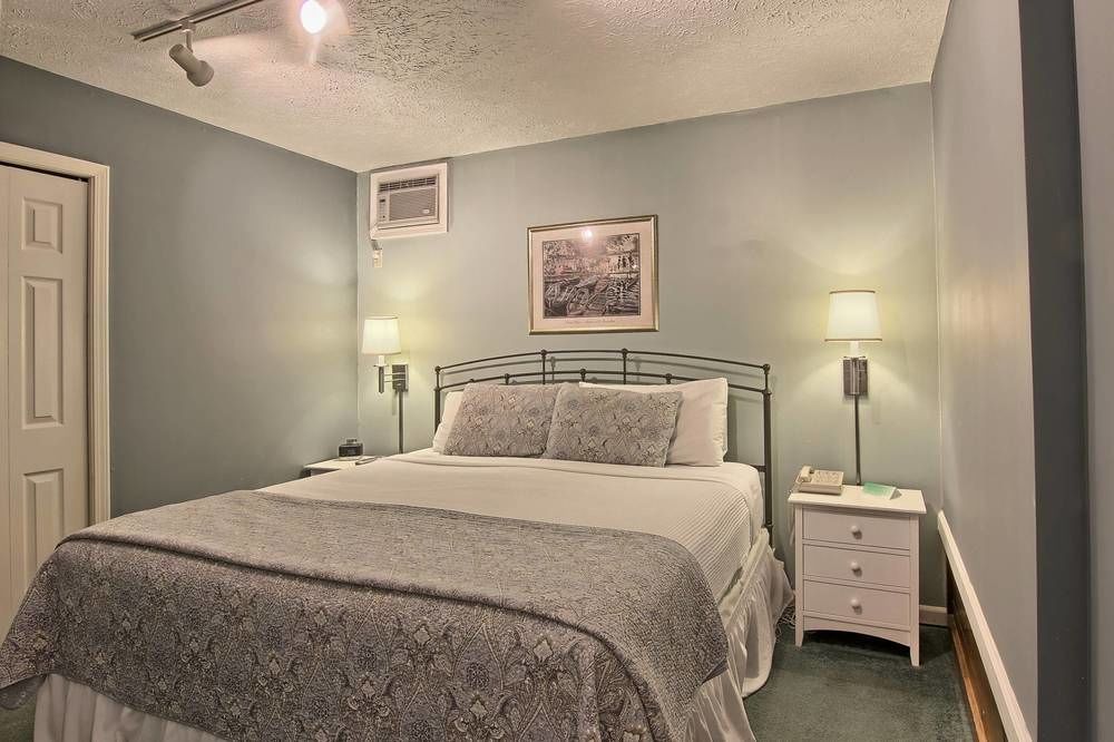 Pointes North Inn 샤를부아 외부 사진