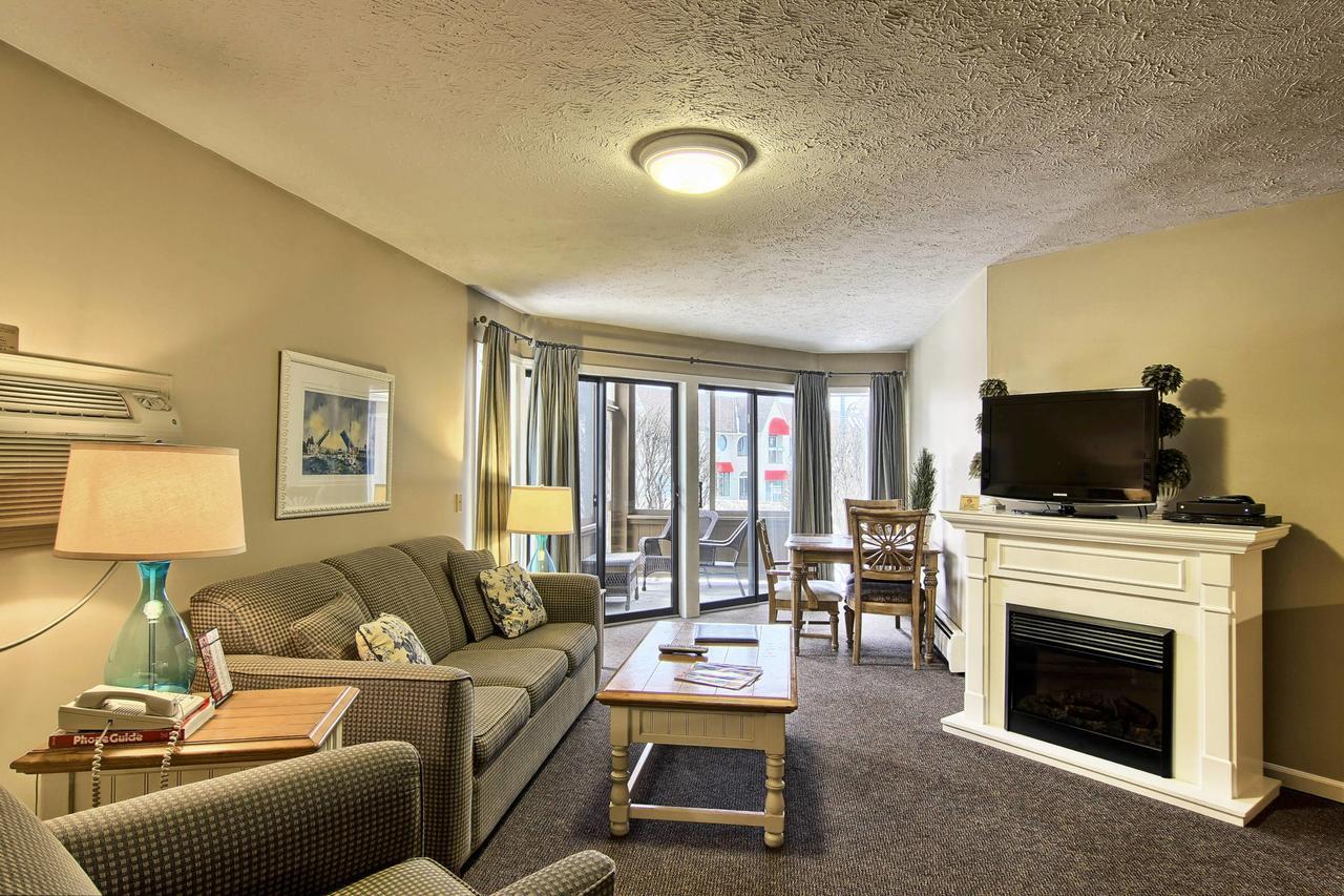 Pointes North Inn 샤를부아 외부 사진